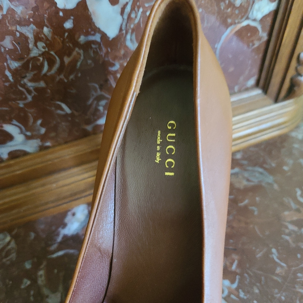 Heels - Picture 2 of 3